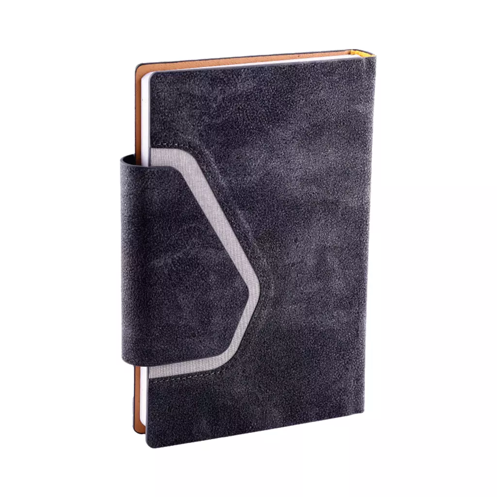 عکس اصلی سالنامه اروپایی سال 1405 کد 322